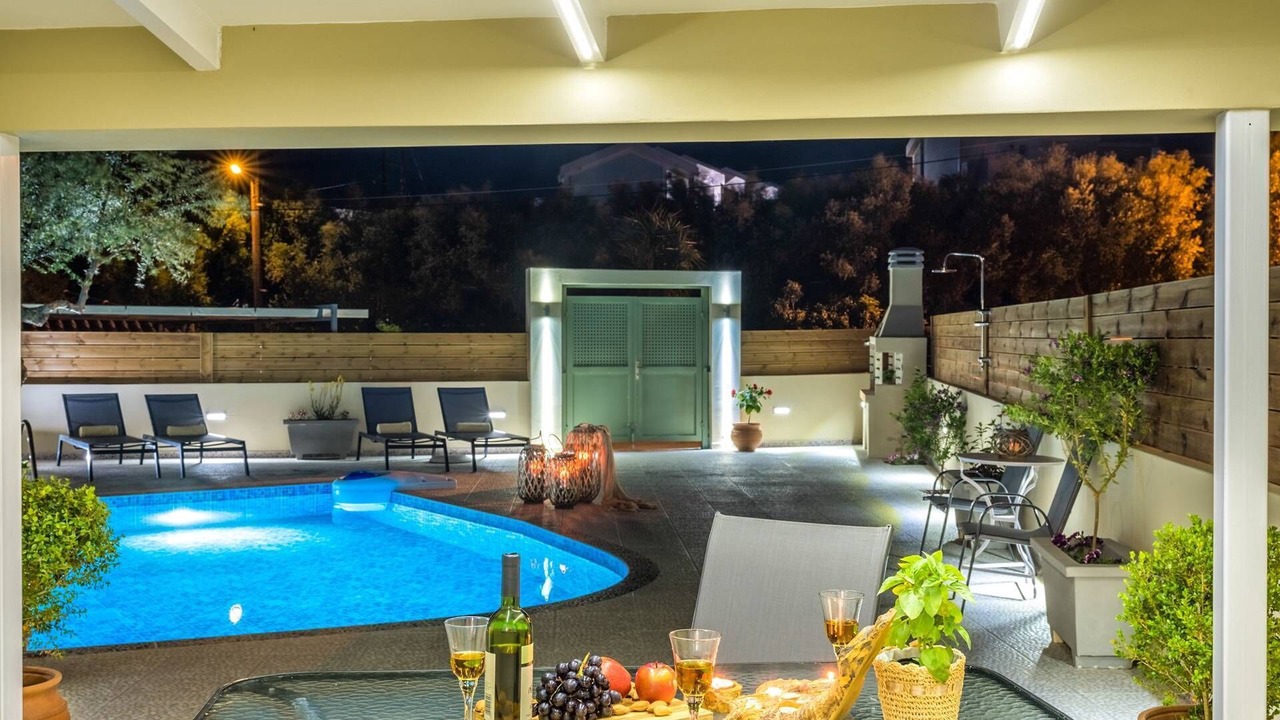 Photo of Outdoor in Neromilos
