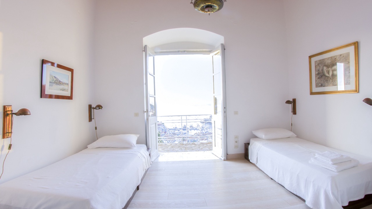 Photo of Bedroom in idhra