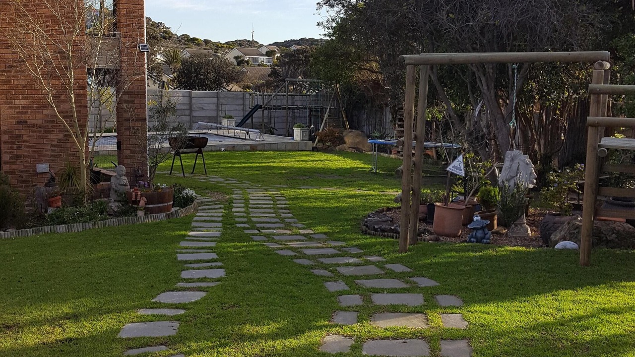 Photo of Outdoor in Redhill