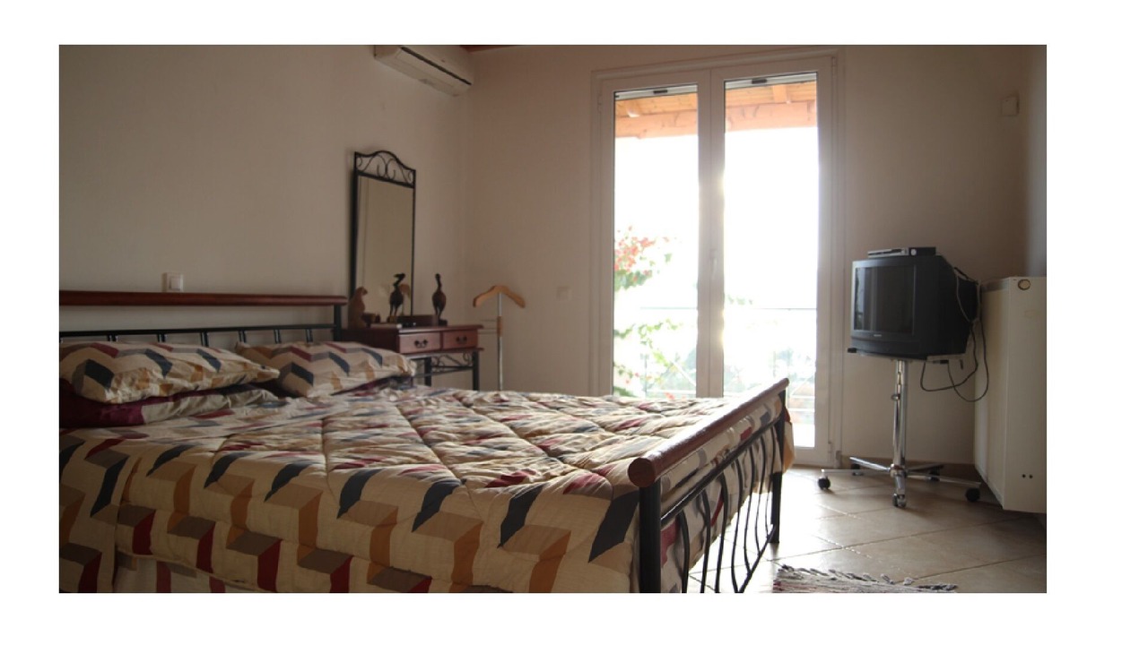 Photo of Bedroom in Kymi-Aliveri
