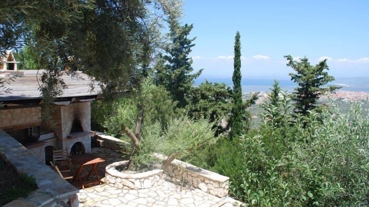 Photo of Outdoor in Apolpaina