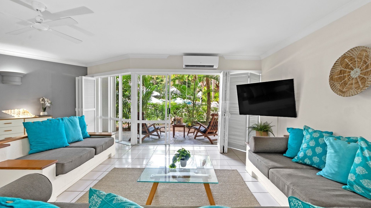 Photo of Livingroom in Palm Cove