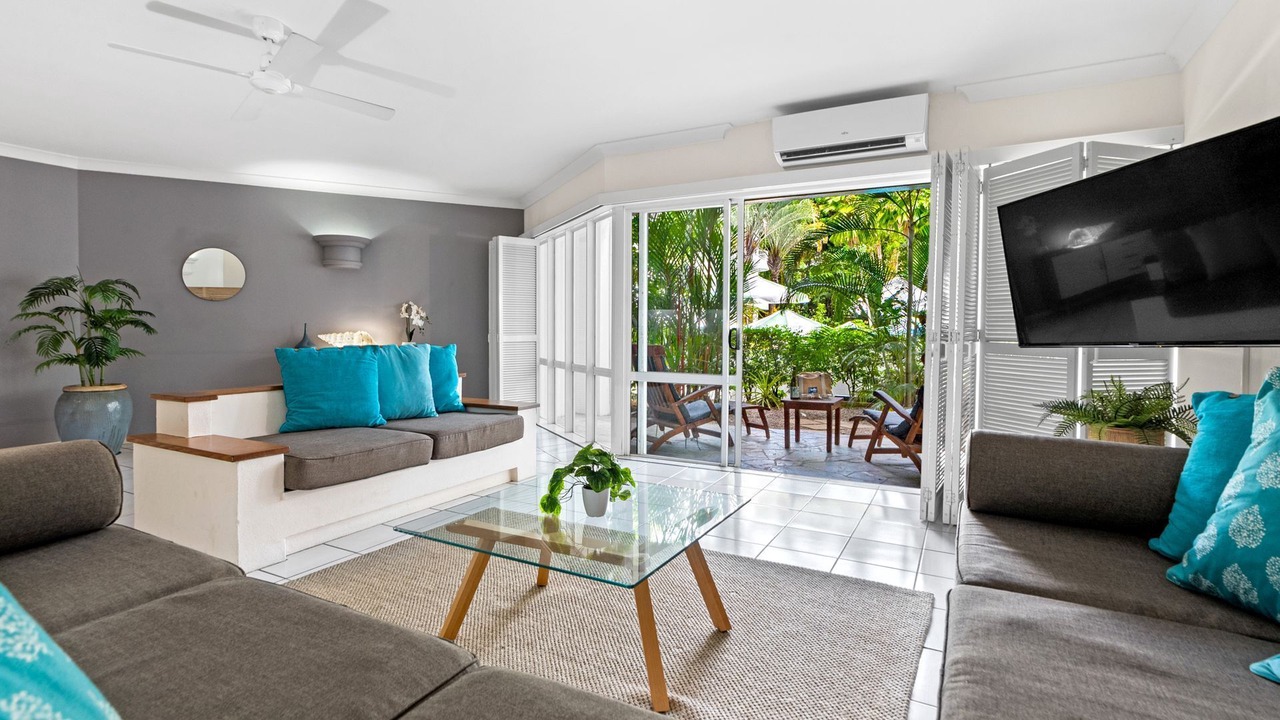 Photo of Livingroom in Palm Cove