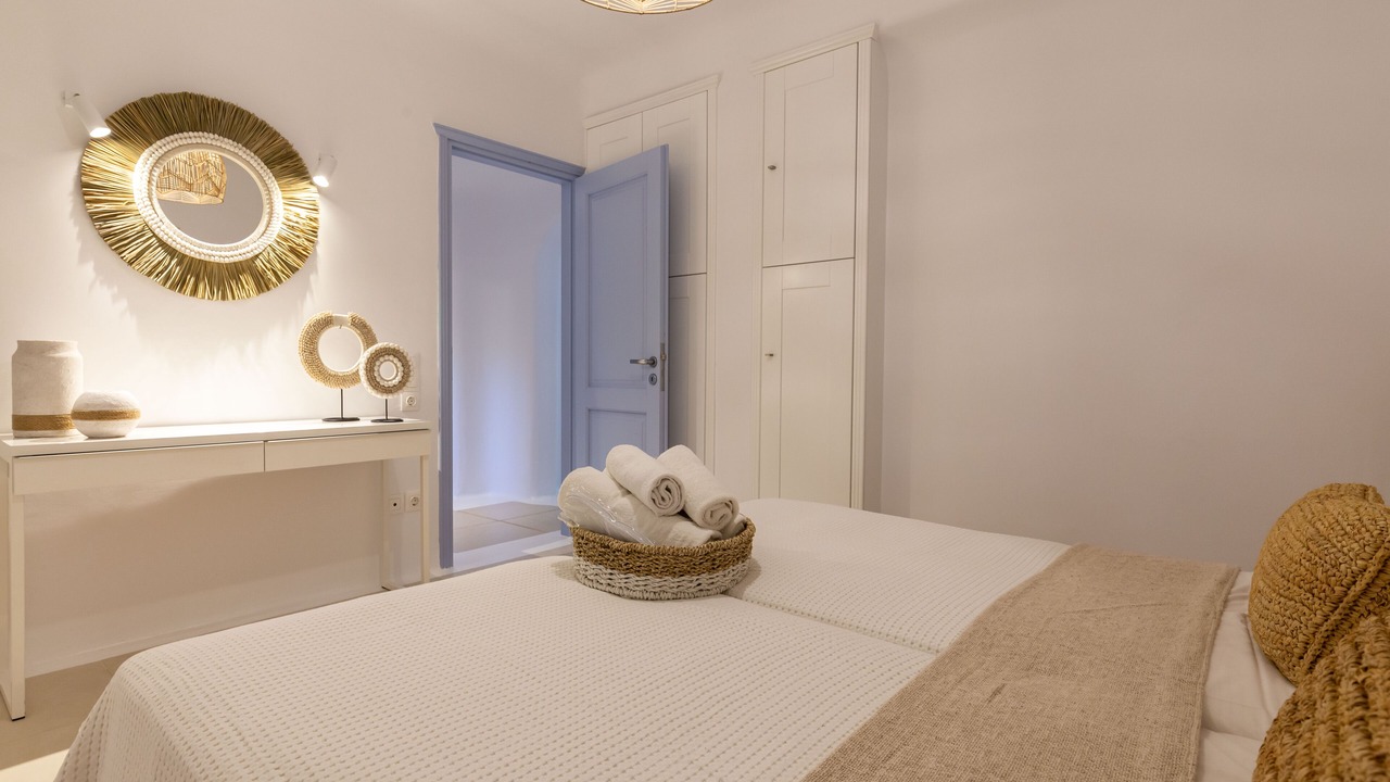 Photo of Bedroom in Platis Gialos