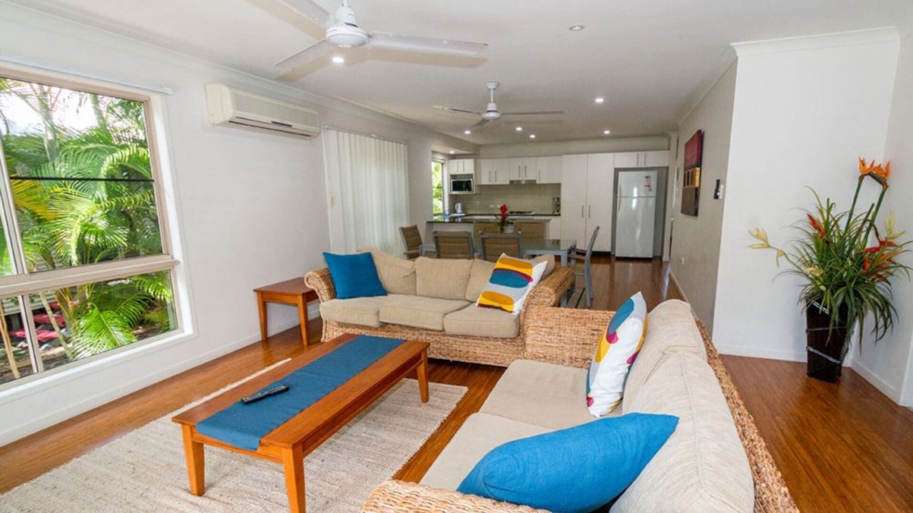 Photo of Livingroom in Horseshoe Bay