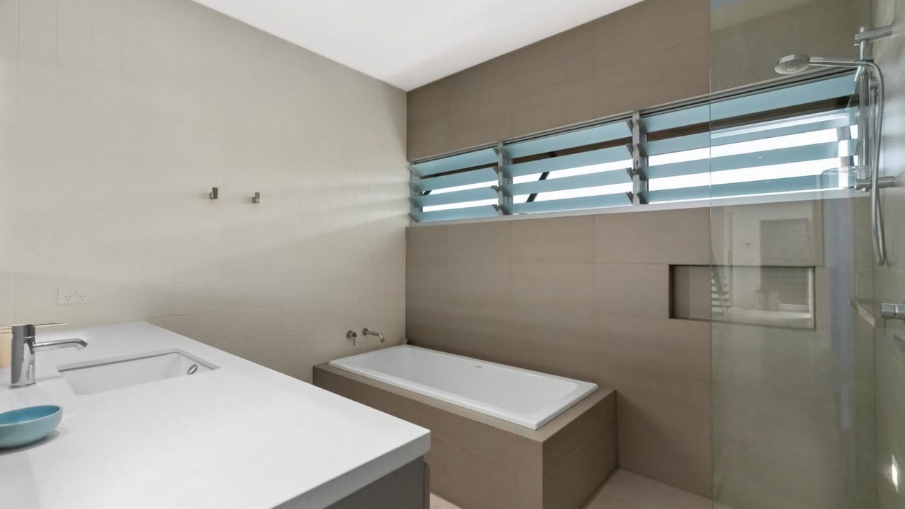 Photo of Bathroom in Sunshine Beach