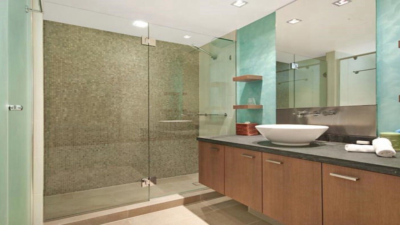 Photo of Bathroom in Palm Cove