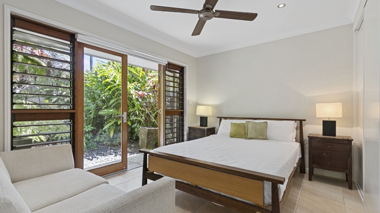 Photo of Bedroom in Palm Cove