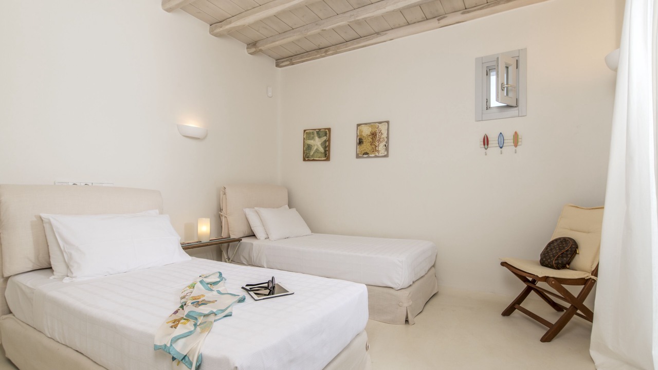 Photo of Bedroom in Faros Armenistis