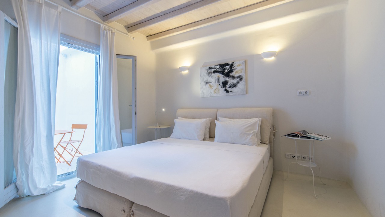 Photo of Bedroom in Faros Armenistis