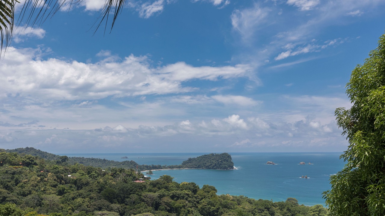 Photo of Others in Manuel Antonio