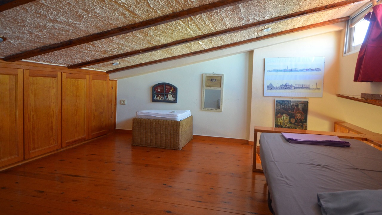 Photo of Bedroom in Marmari