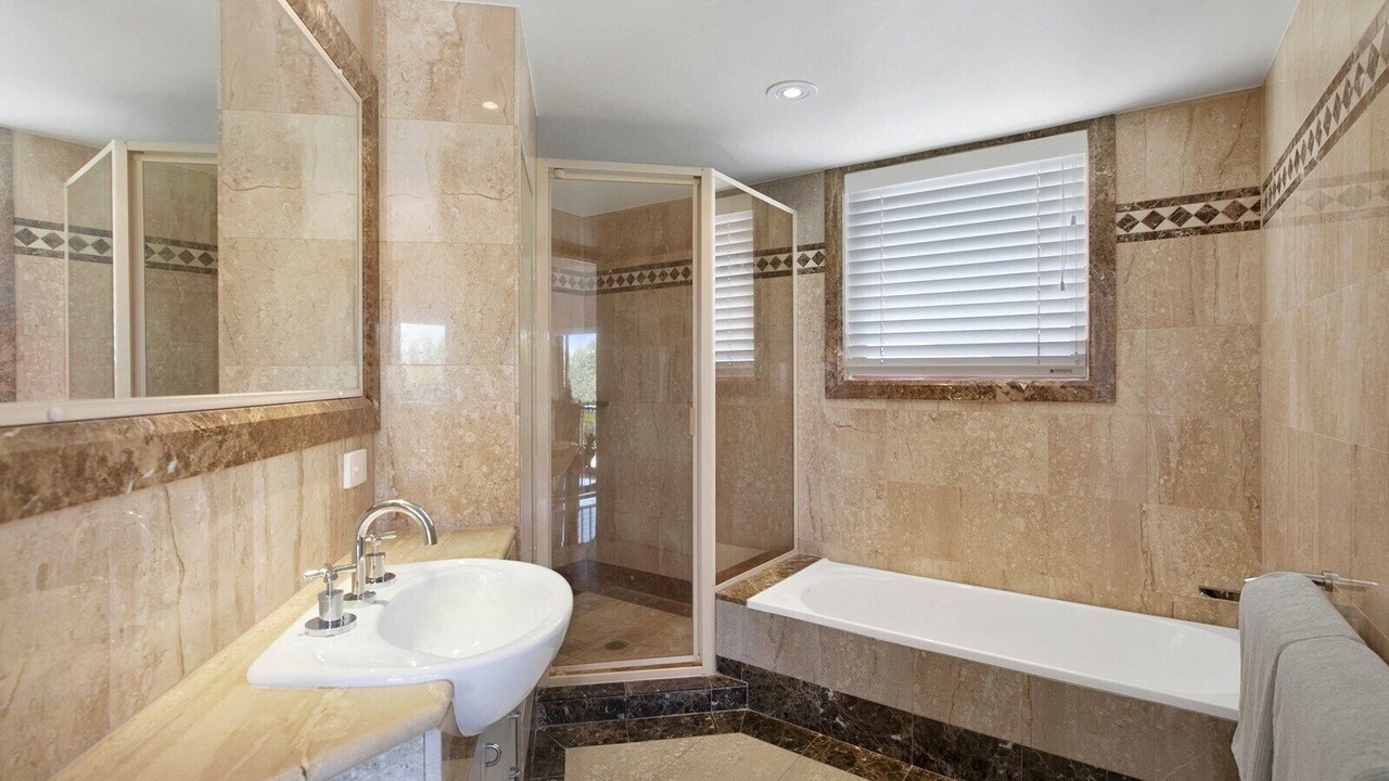 Photo of Bathroom in Castaways Beach