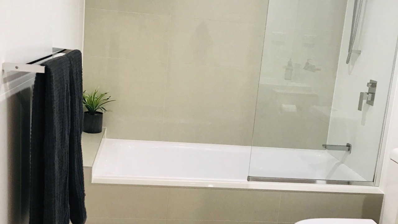 Photo of Bathroom in Wooloowin