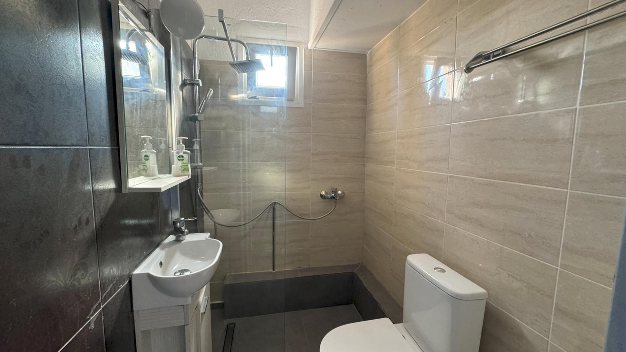 Photo of Bathroom in Kompi