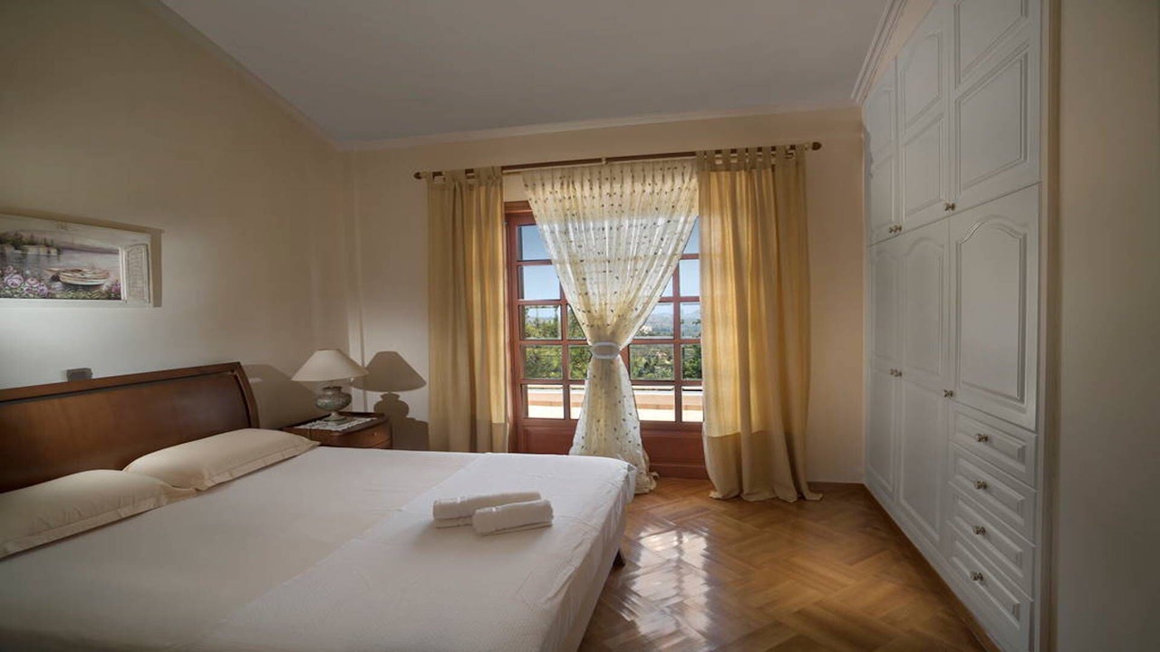 Photo of Bedroom in Saronikos