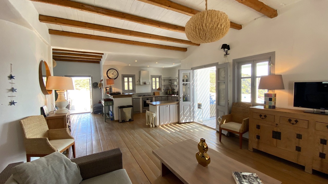 Photo of Livingroom in Lipsoi
