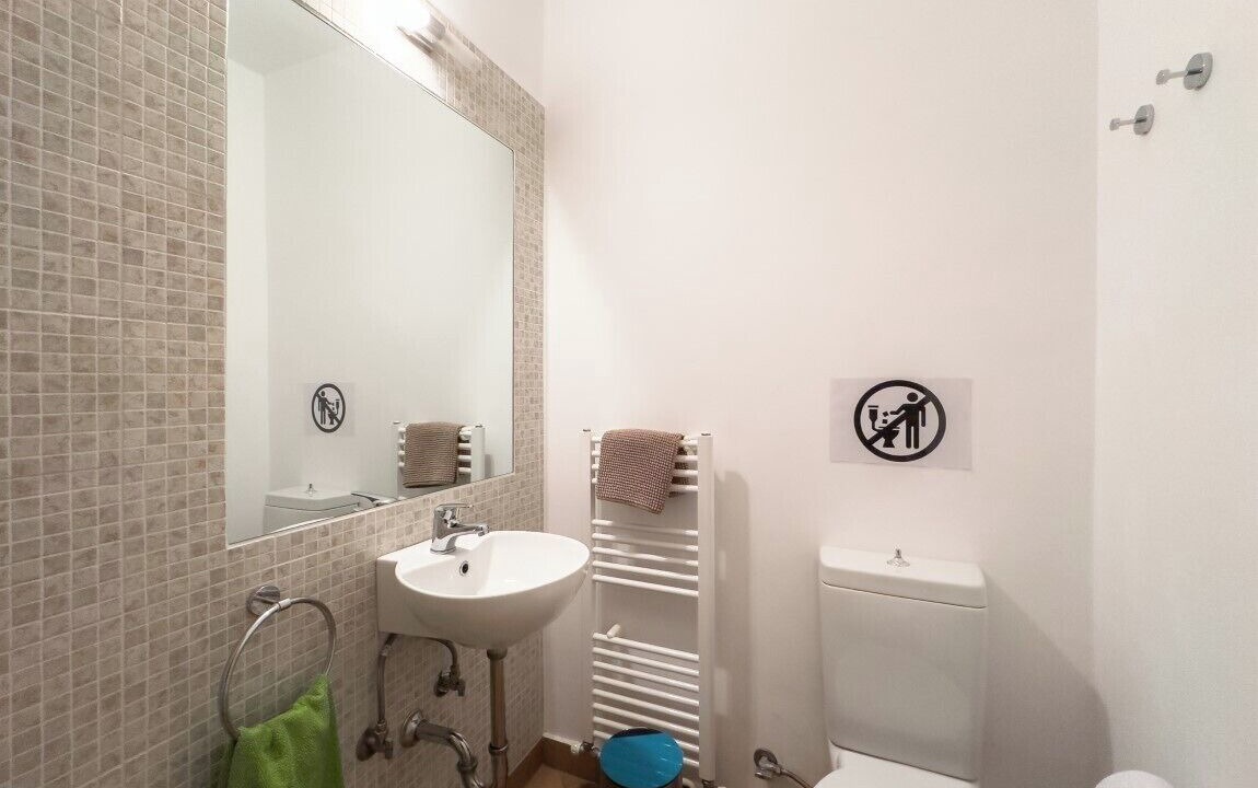 Photo of Bathroom in Marathon
