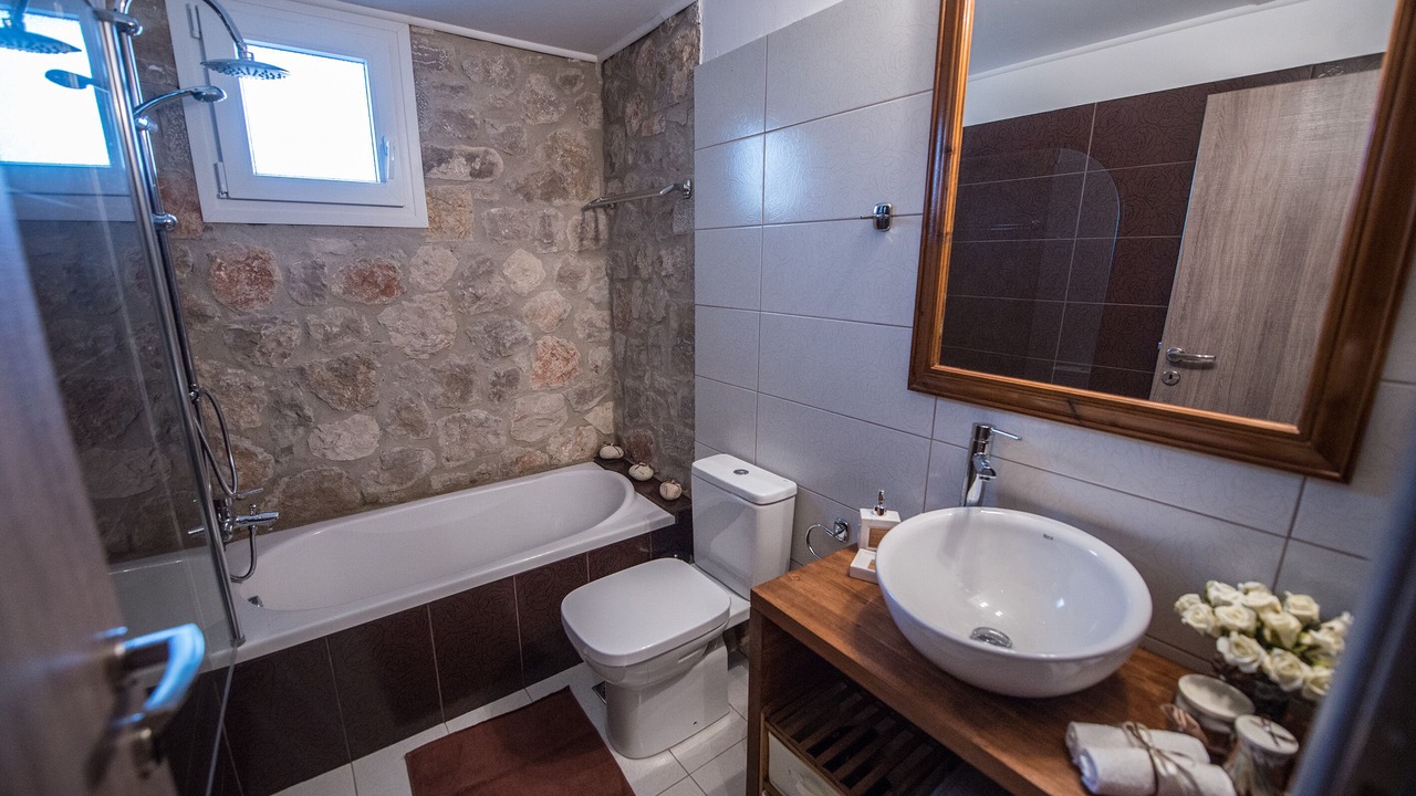 Photo of Bathroom in Spanokhorion