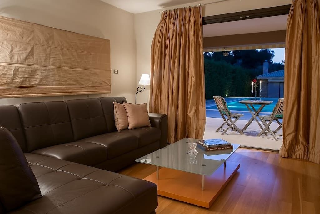 Photo of Livingroom in Saronikos
