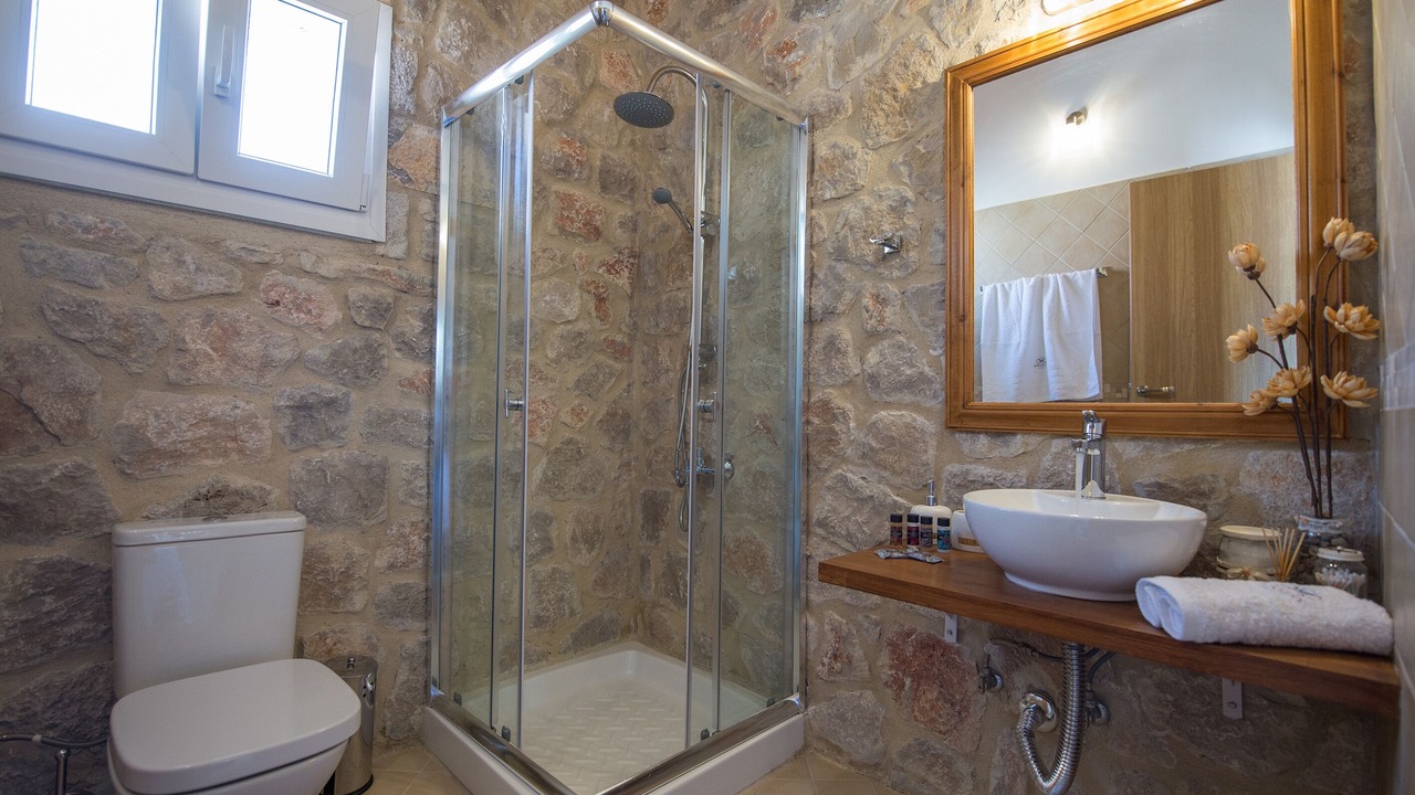 Photo of Bathroom in Spanokhorion