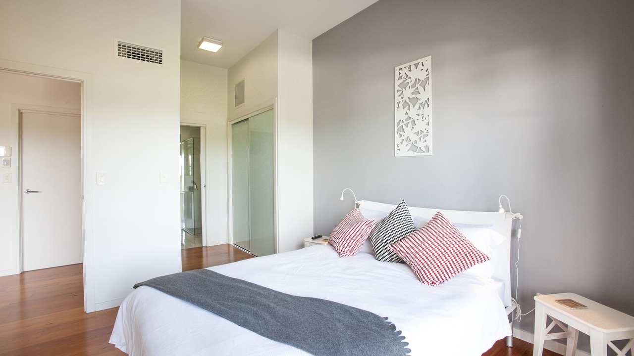 Photo of Bedroom in Hawthorne