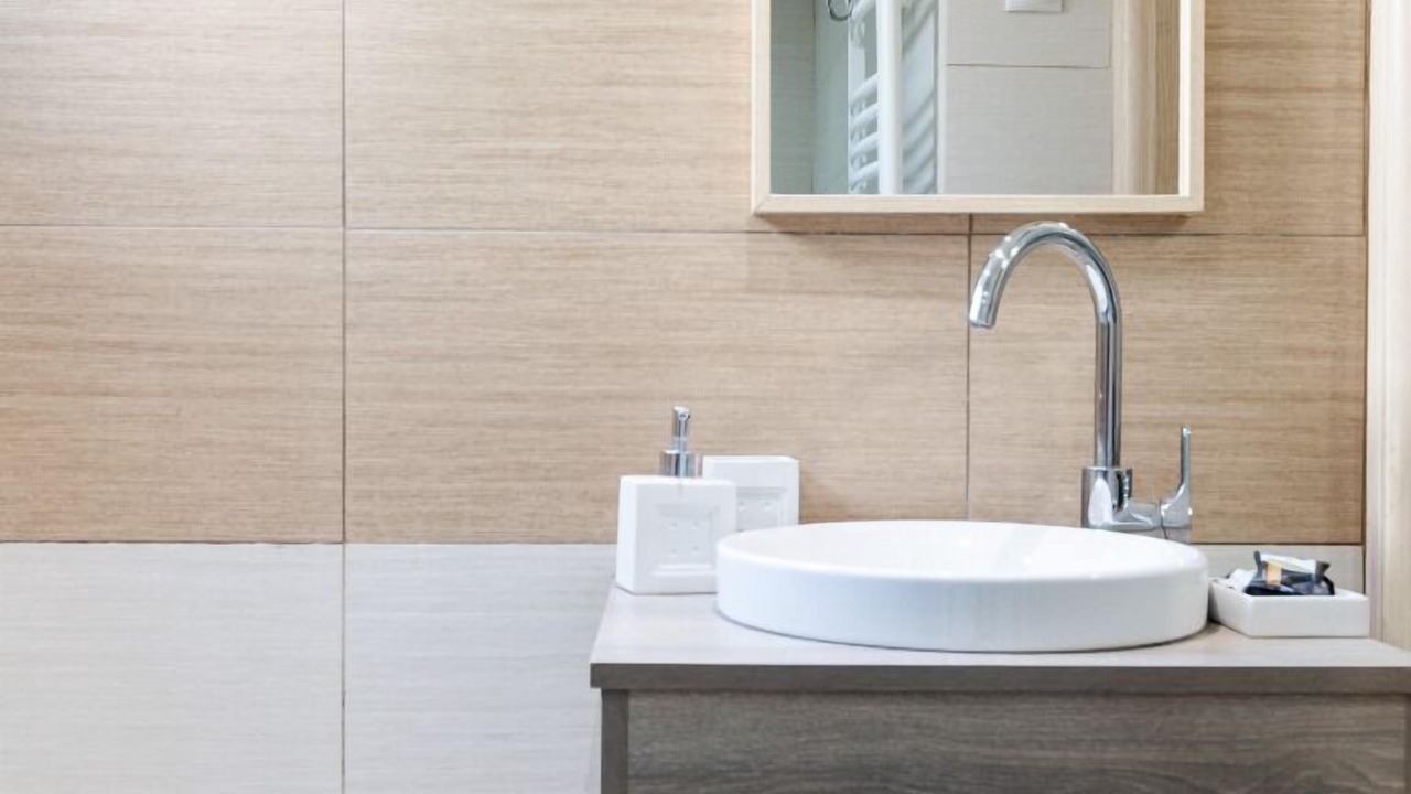 Photo of Bathroom in Ilisia