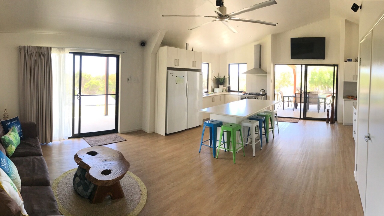 Photo of Livingroom in Orchid Beach