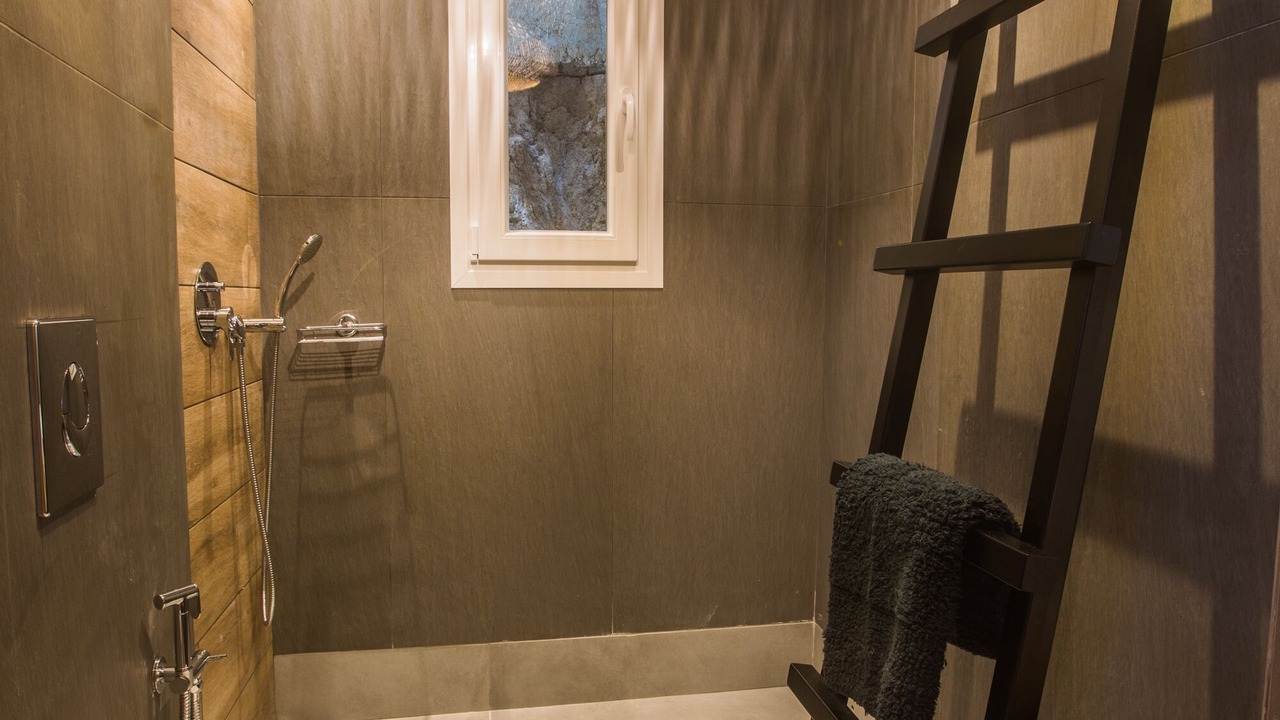 Photo of Bathroom in Platis Gialos