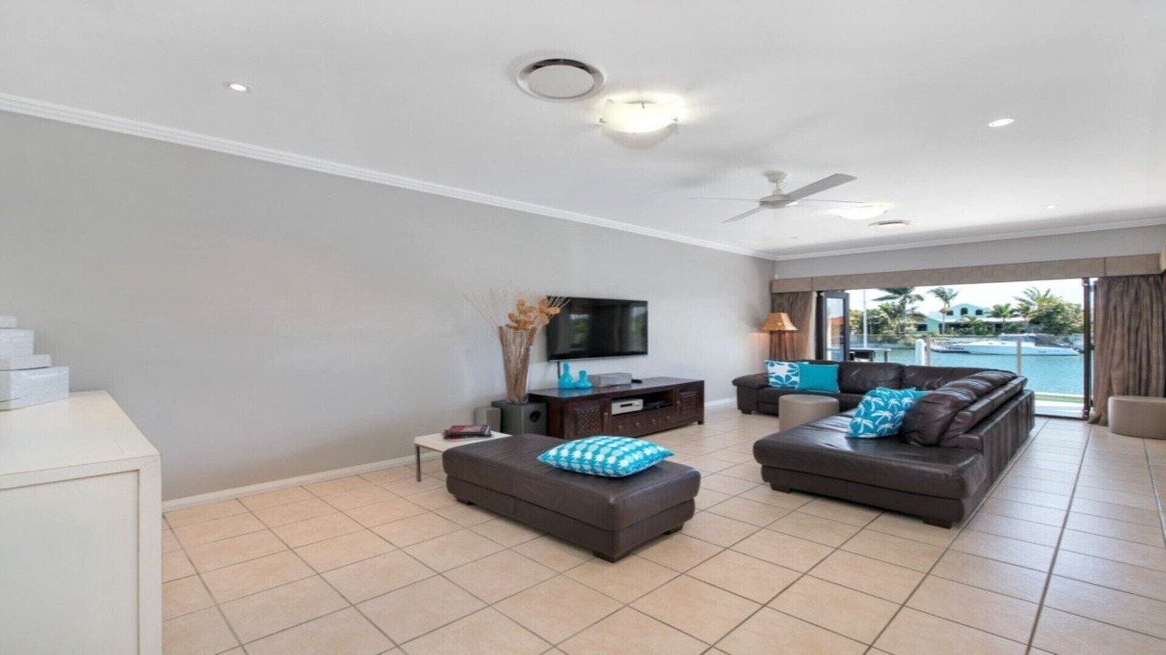 Photo of Livingroom in Banksia Beach