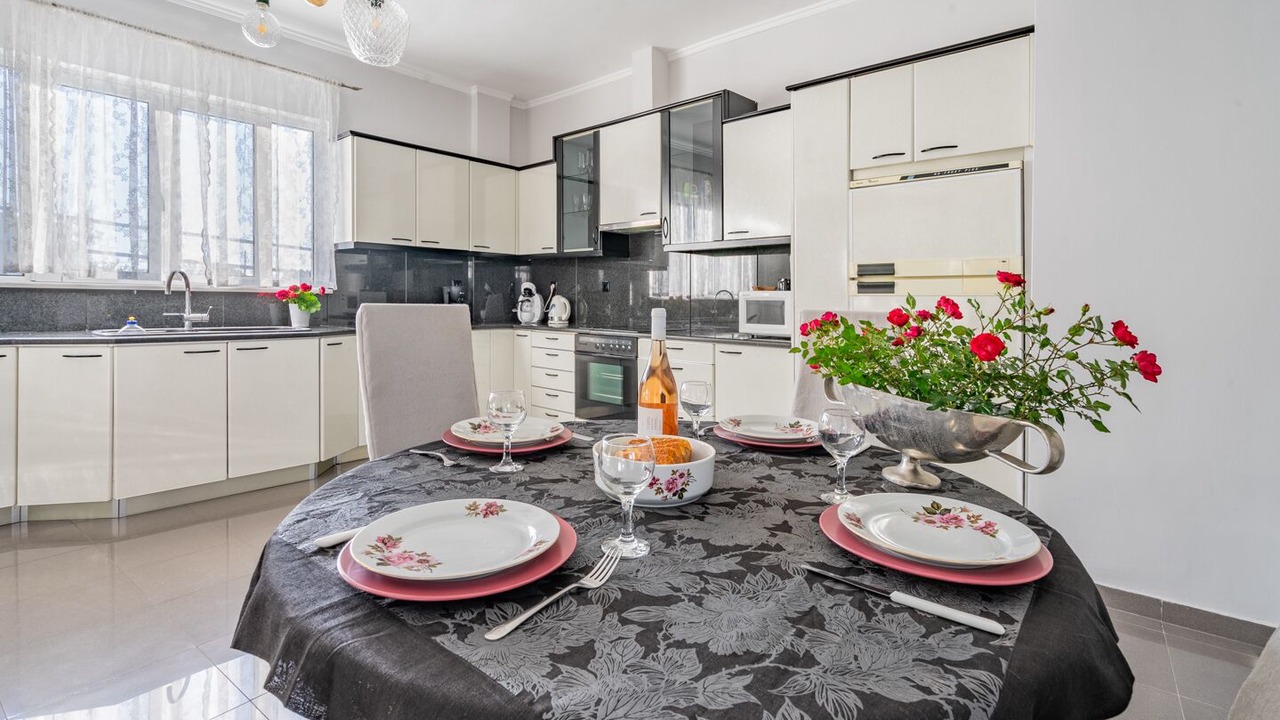 Photo of Kitchen in Salakos