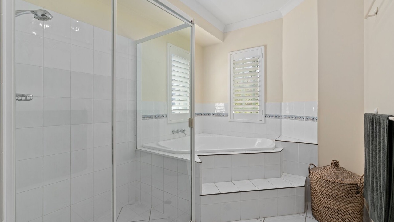 Photo of Bathroom in Banksia Beach