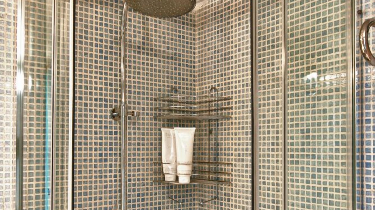 Photo of Bathroom in Thissio
