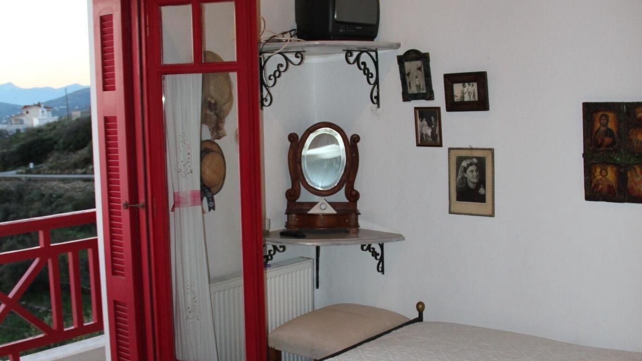 Photo of Bedroom in Batsi