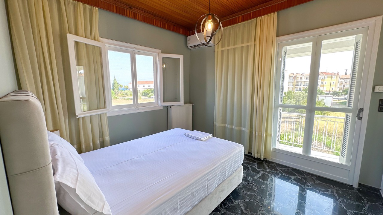 Photo of Bedroom in Paralio Astros