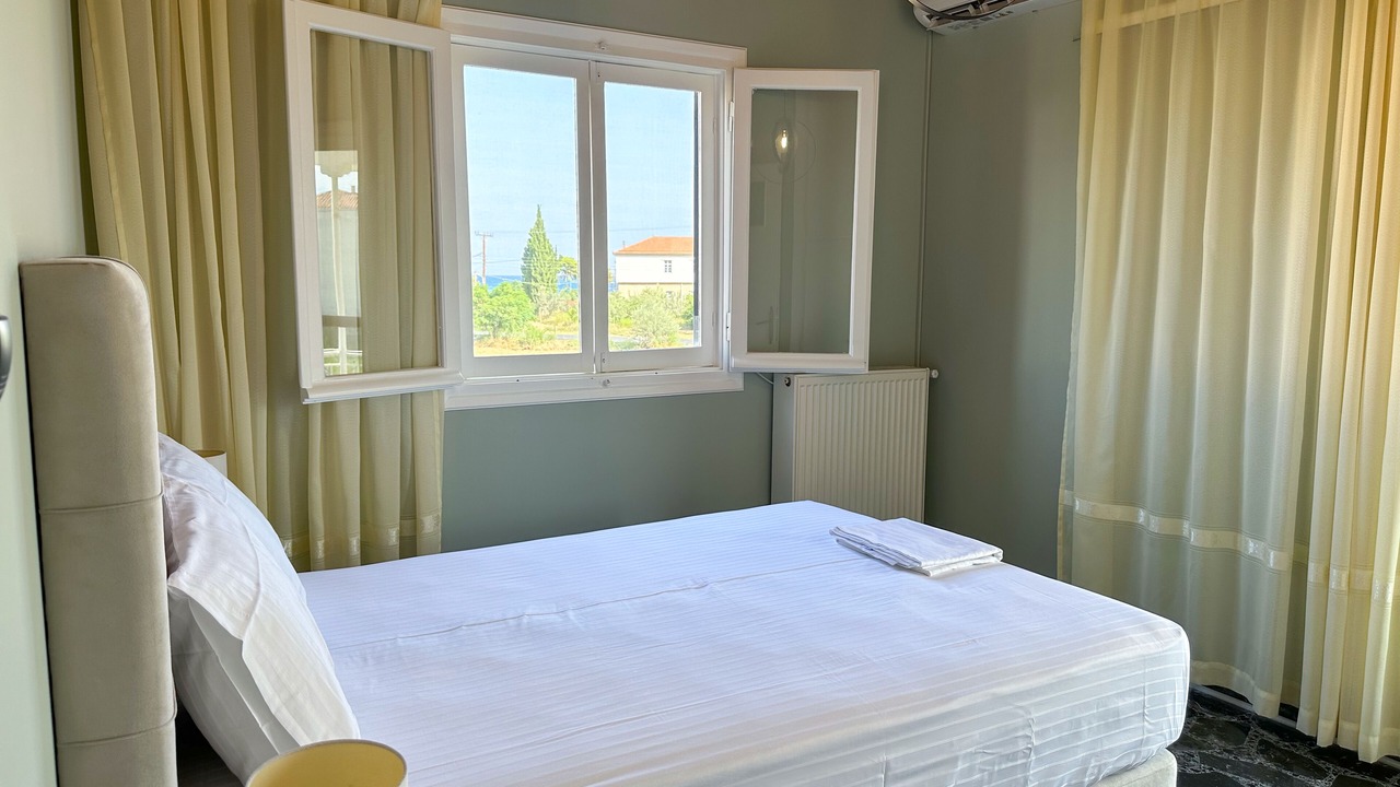 Photo of Bedroom in Paralio Astros
