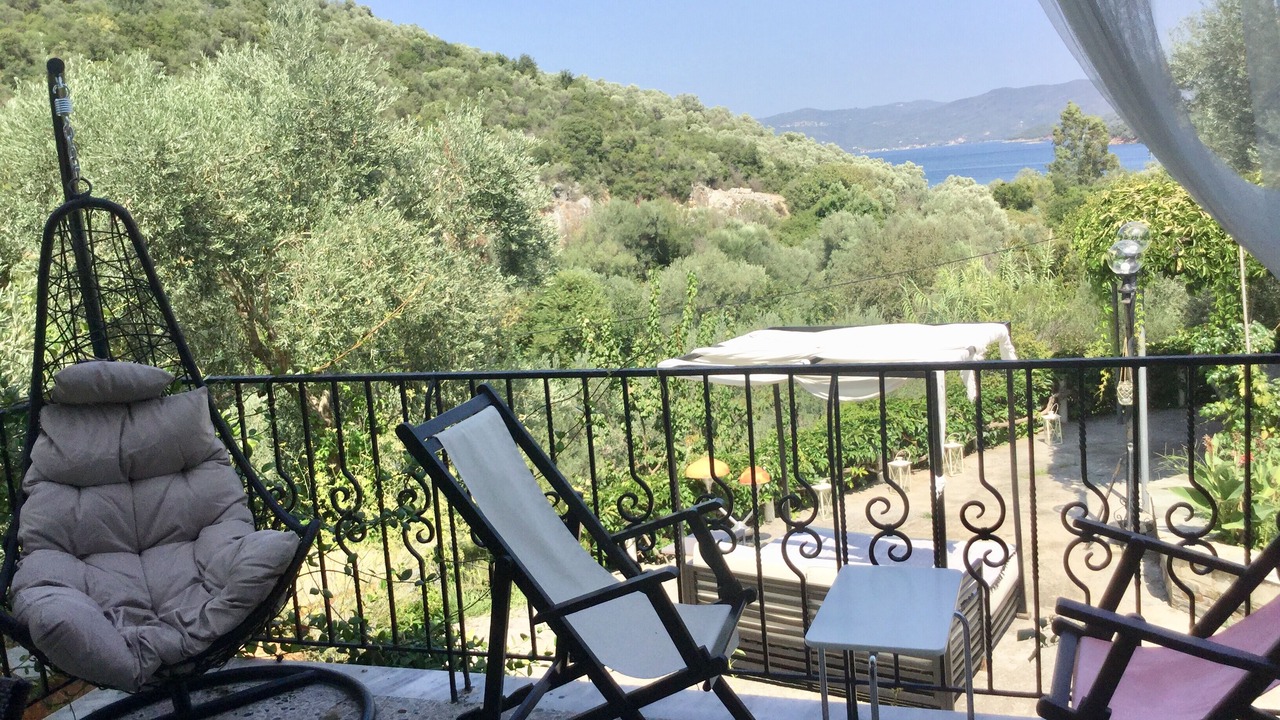 Photo of Patio Balcony in Kali Vrysi