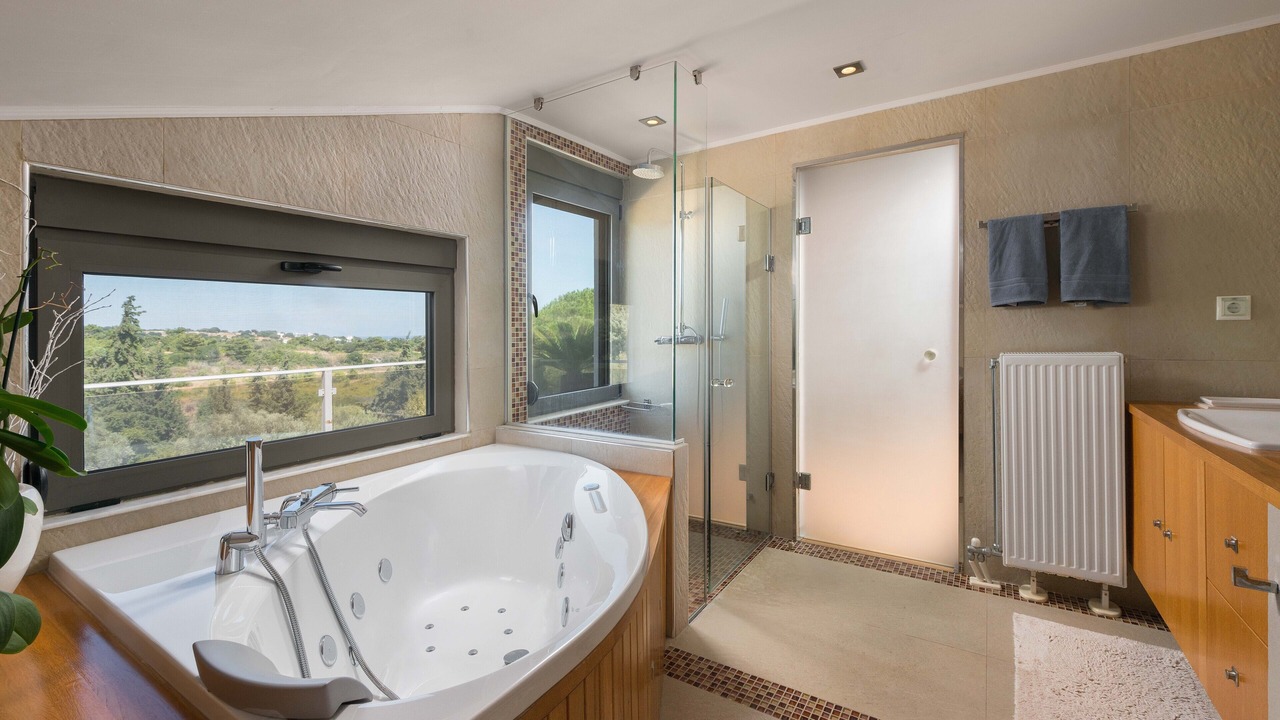 Photo of Bathroom in Kallithea