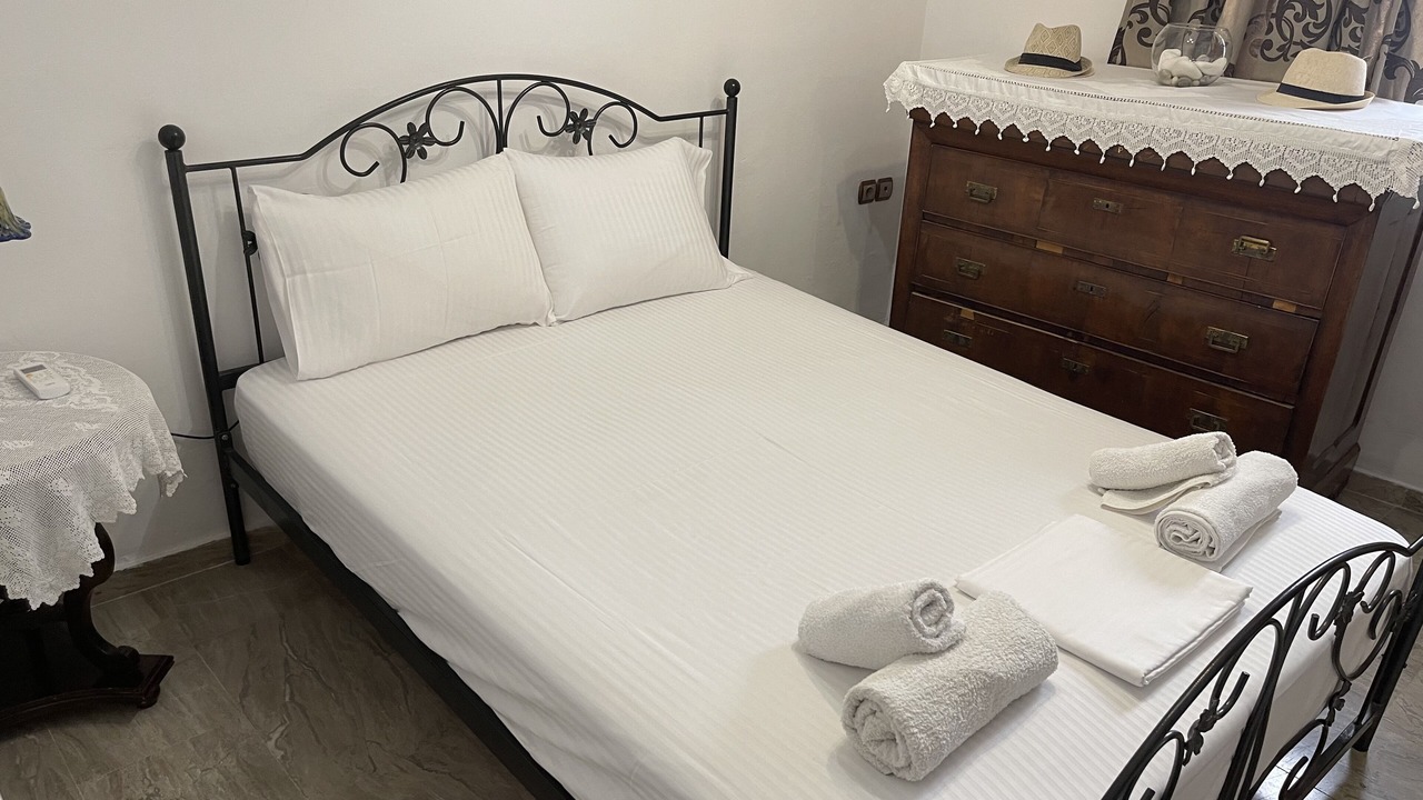 Photo of Bedroom in idhra