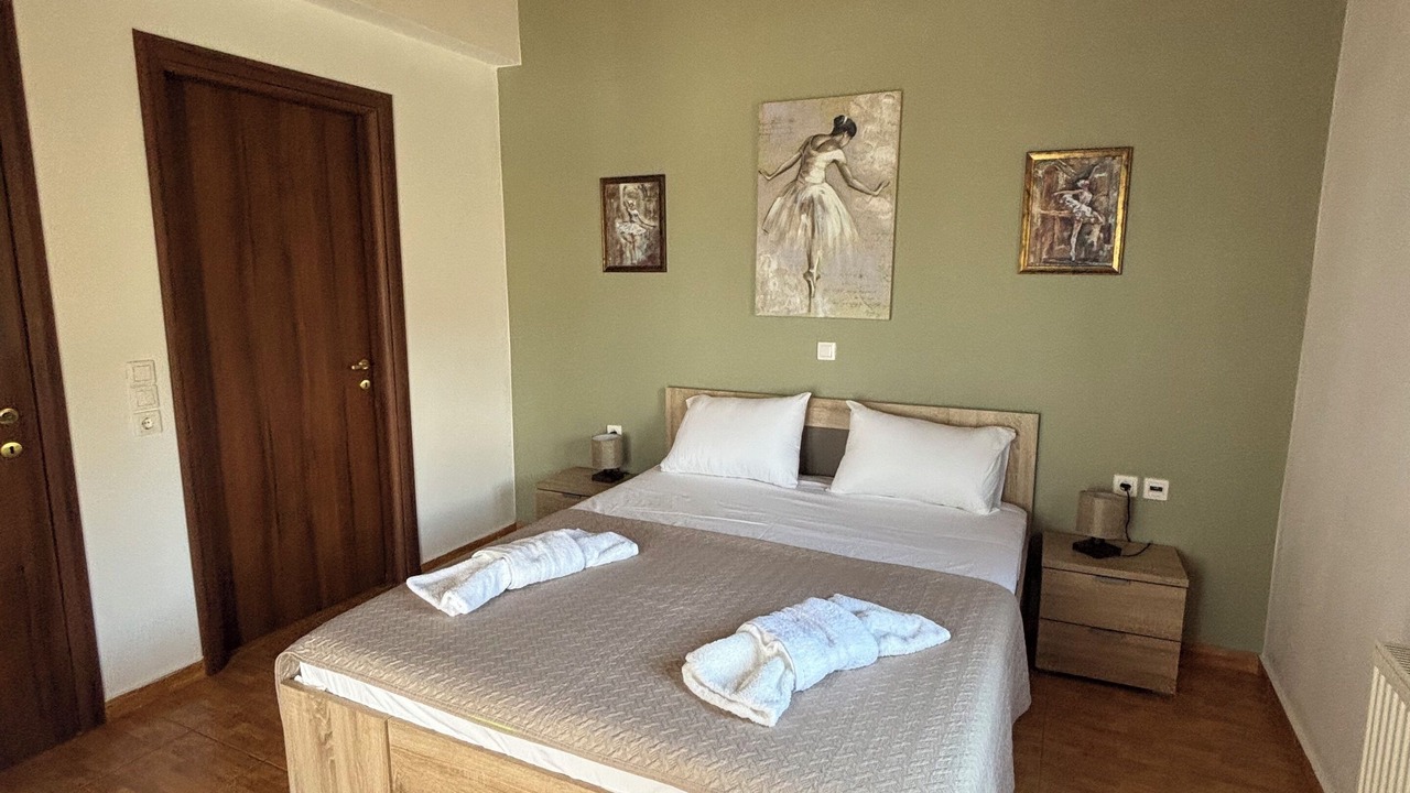 Photo of Bedroom in Apolpaina