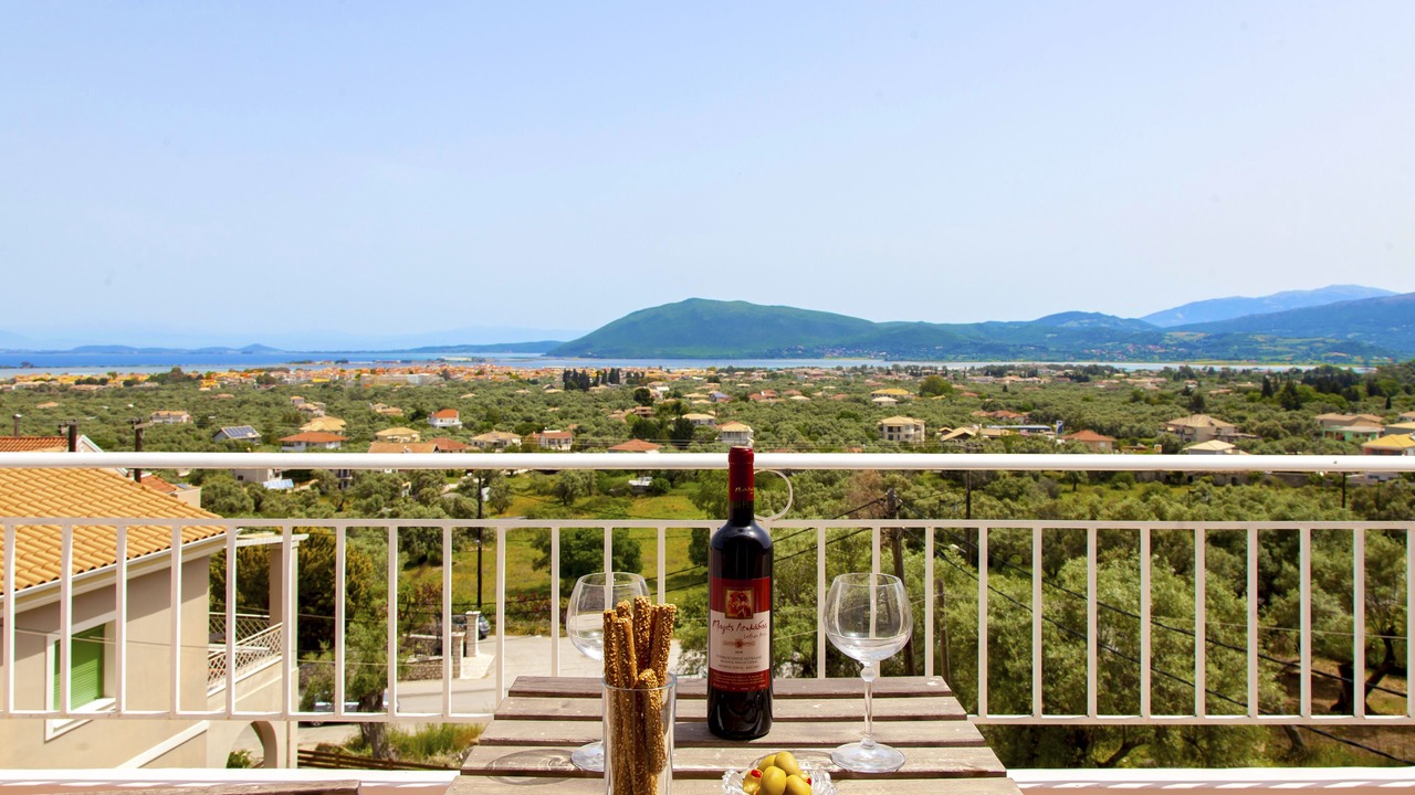Photo of Outdoor in Apolpaina