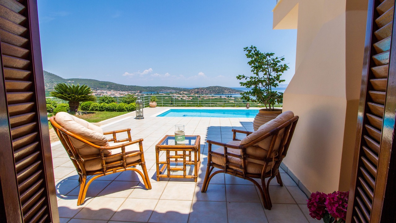 Photo of Outdoor in Melissopetra