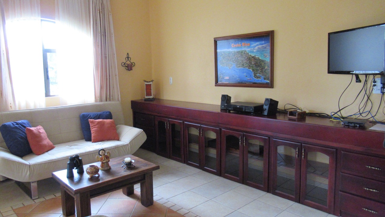 Photo of Livingroom in San Mateo