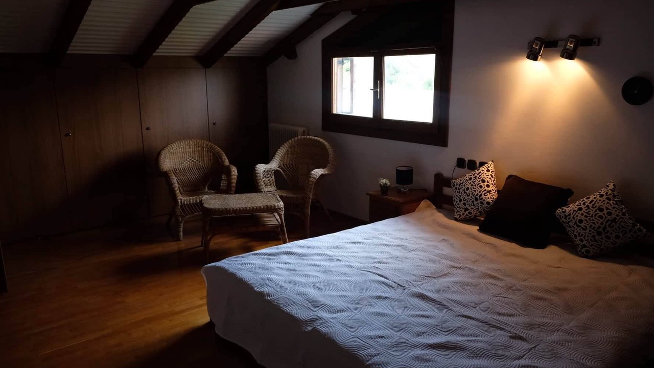 Photo of Bedroom in Pella Region