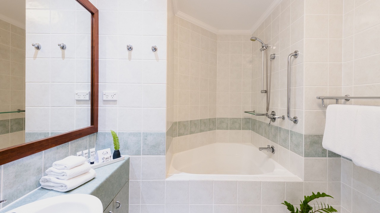 Photo of Bathroom in Clifton Beach