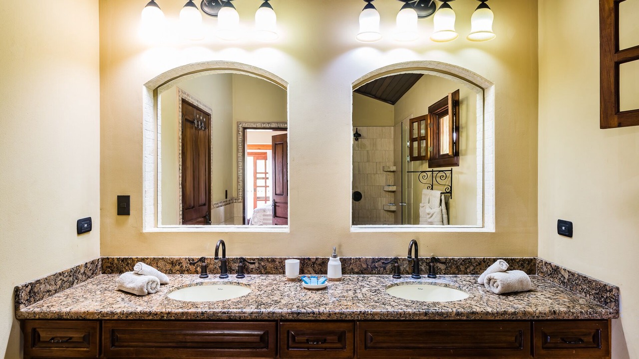Photo of Bathroom in Coco