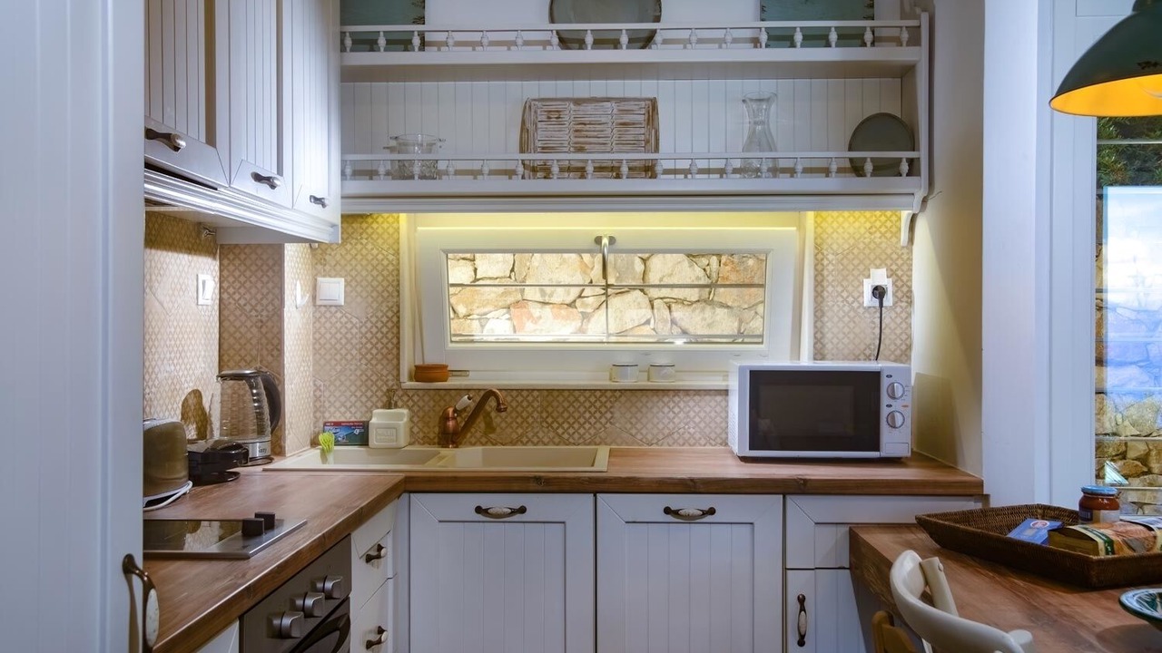 Photo of Kitchen in Katsimatika