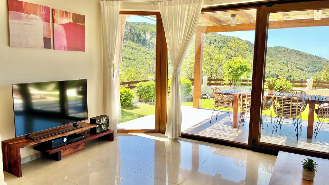 Photo of Livingroom in Kalamitsi