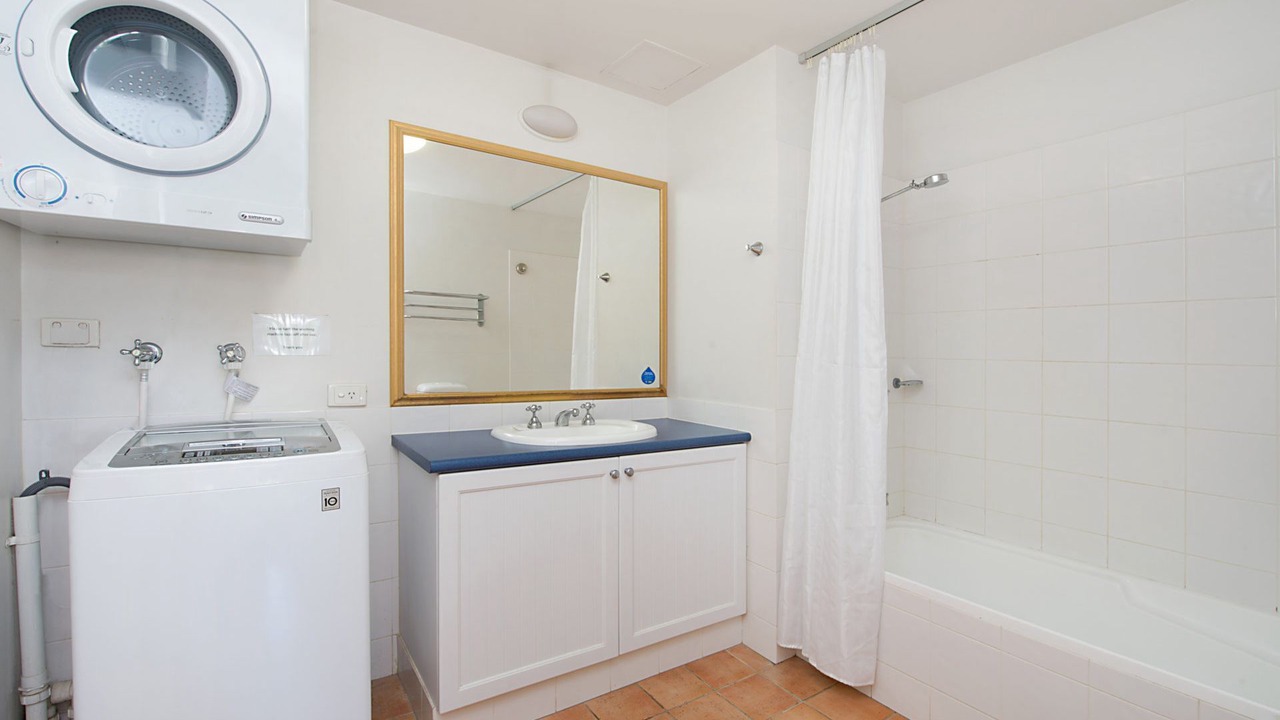 Photo of Bathroom in Coolangatta