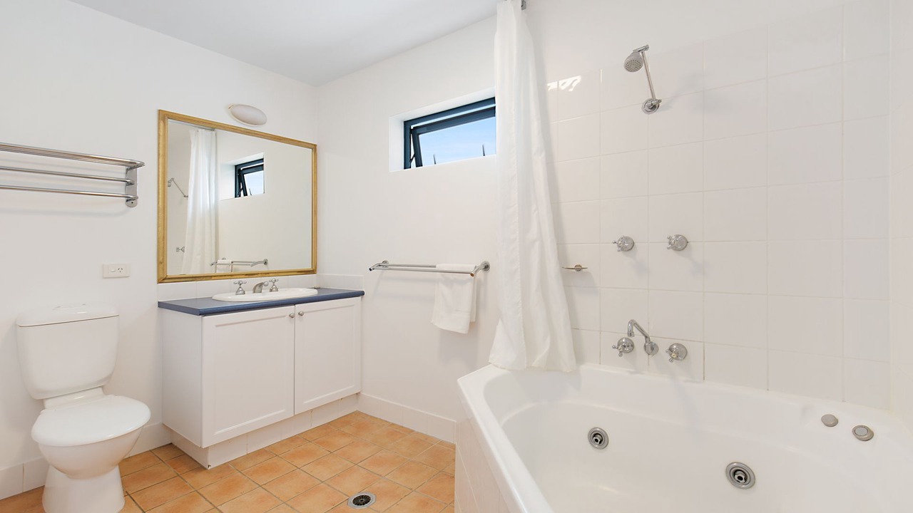 Photo of Bathroom in Coolangatta